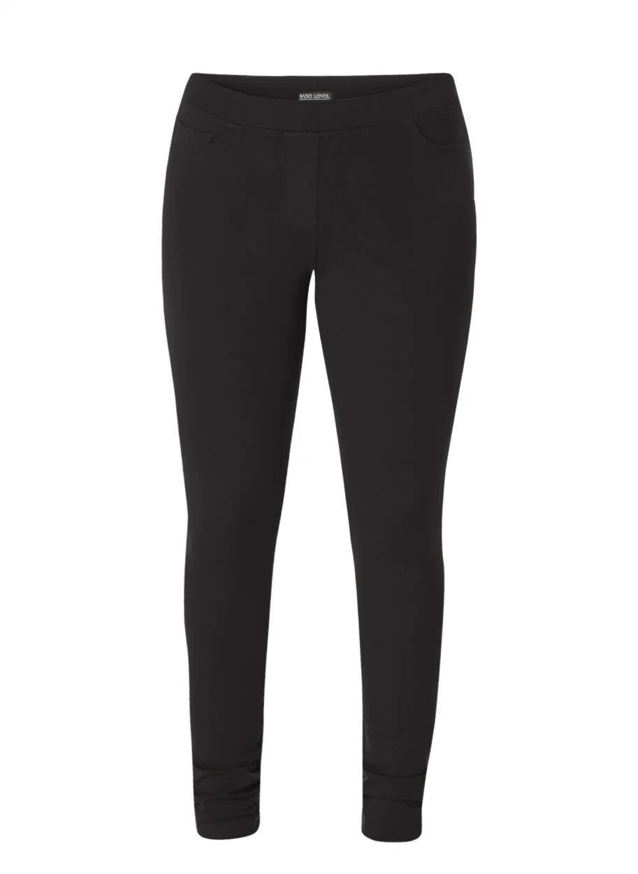 Legginssit musta