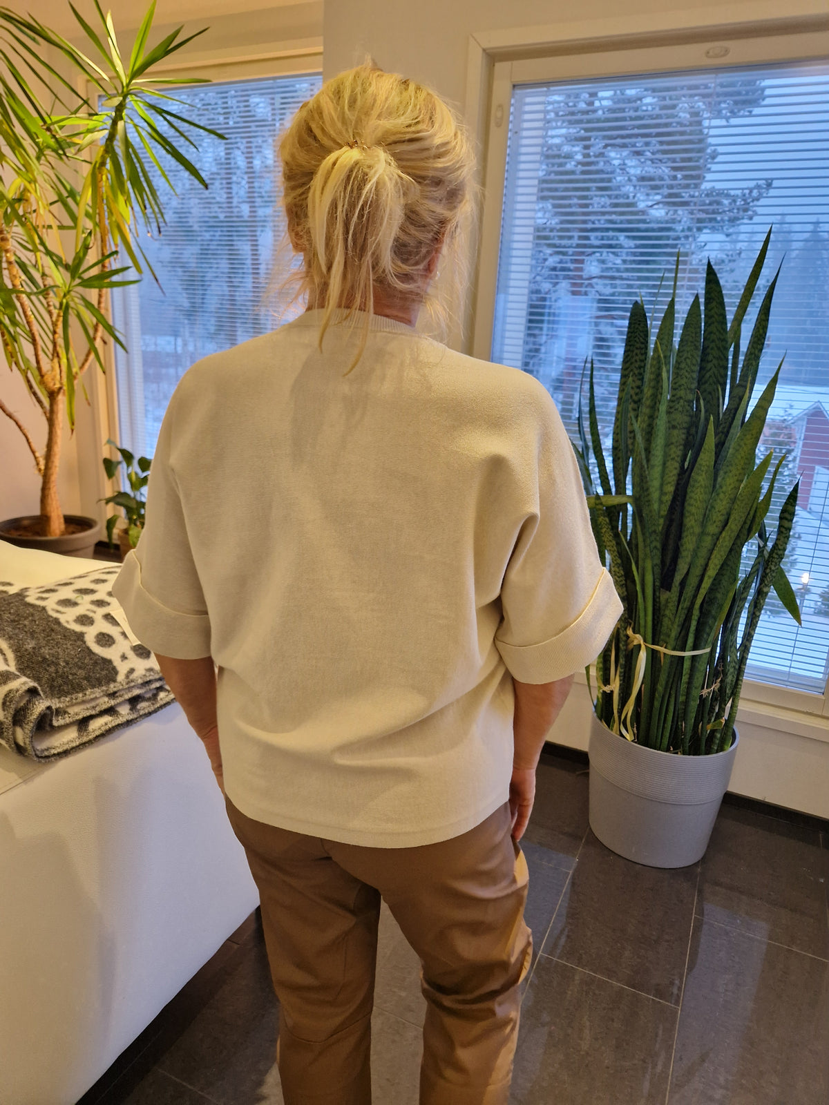 Viskoosineule beige
