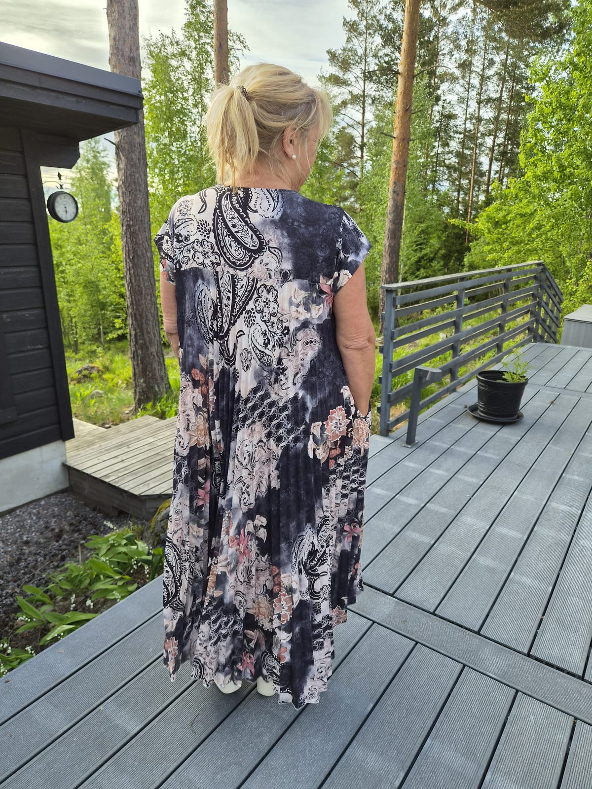 Kuviollinen pliseerattu mekko (5 väriä)