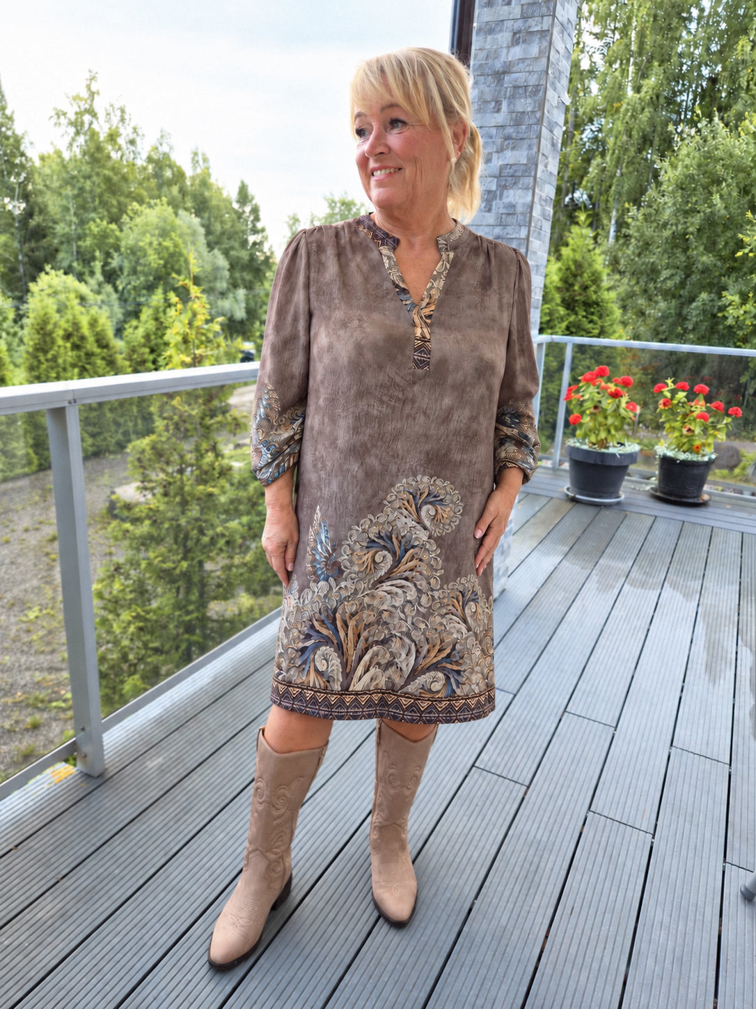 Mekko taupe