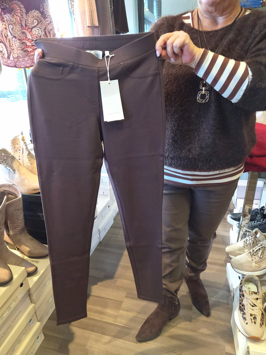 Legginssit ruskea