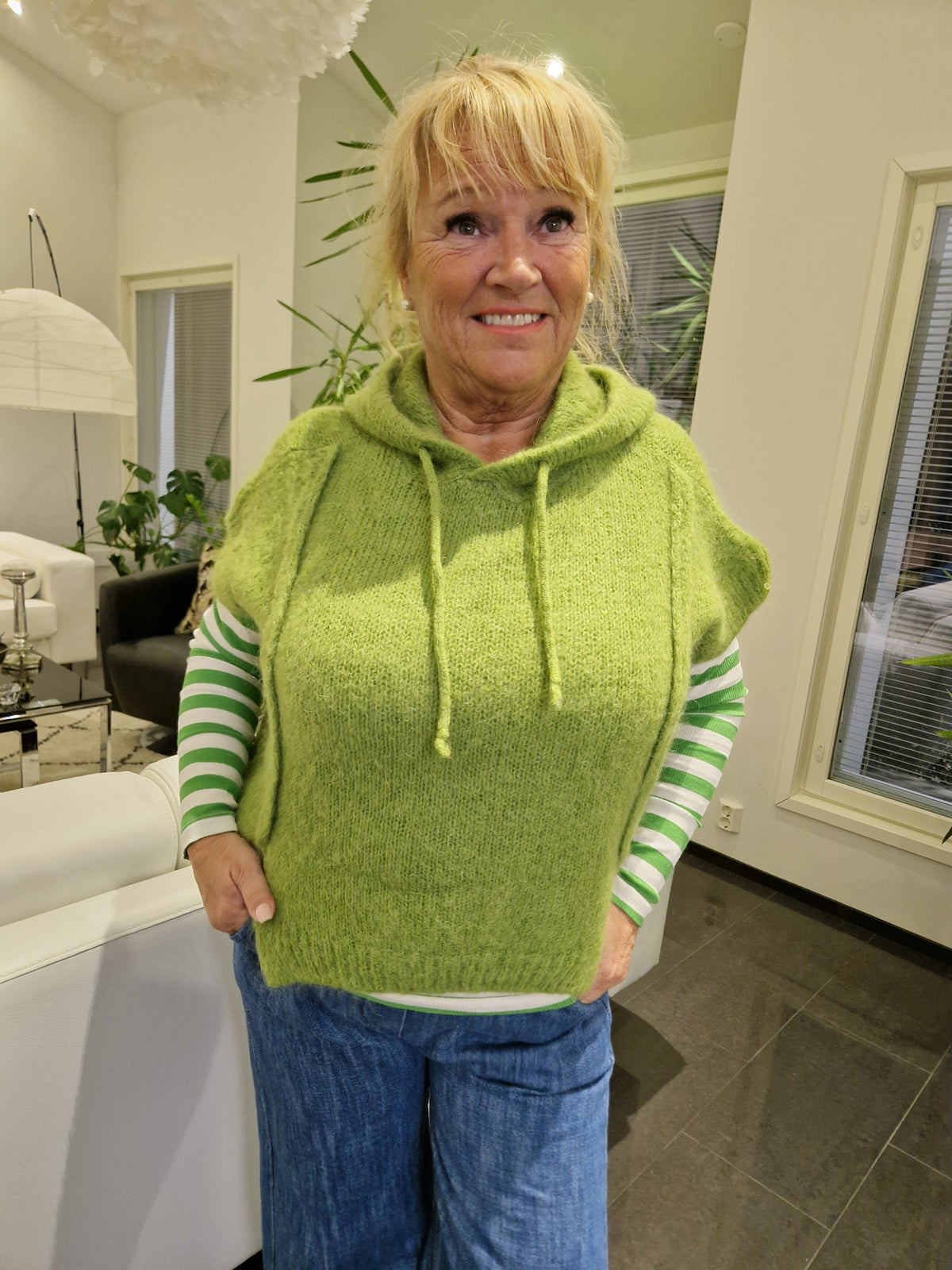Trikoopusero vihreäraita