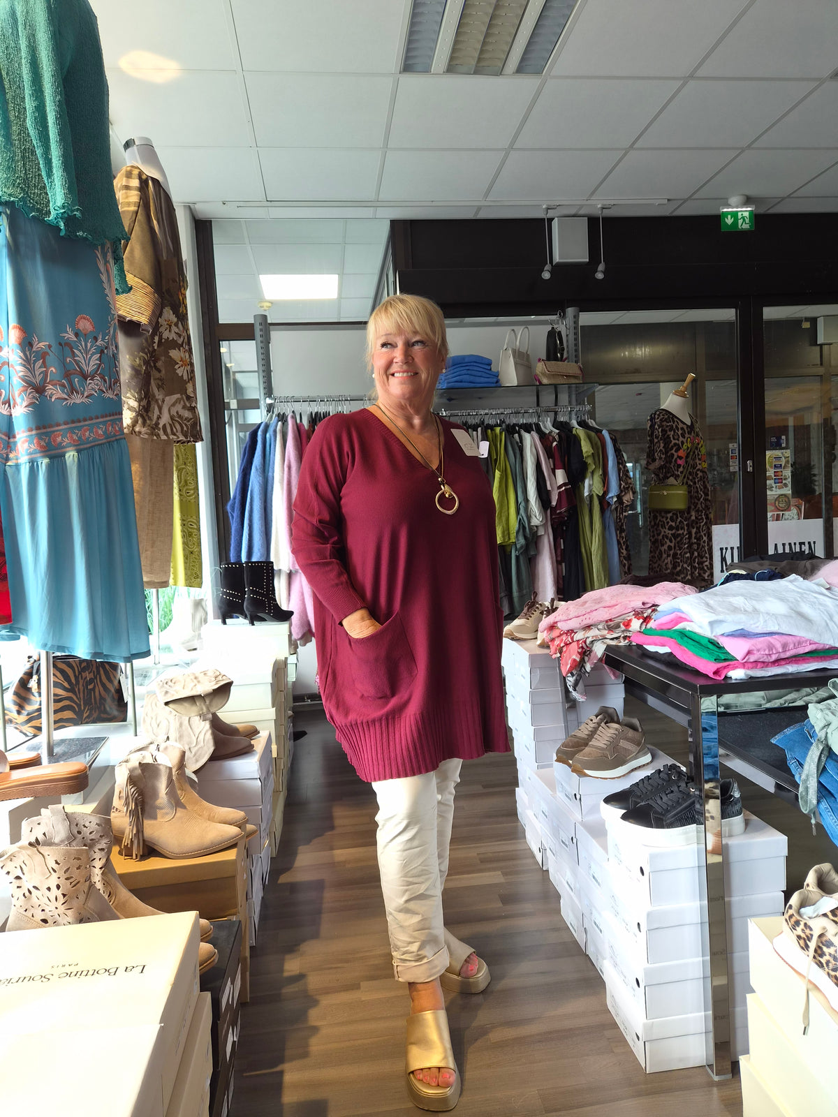 Taskullinen oversize neule  (5 väriä)