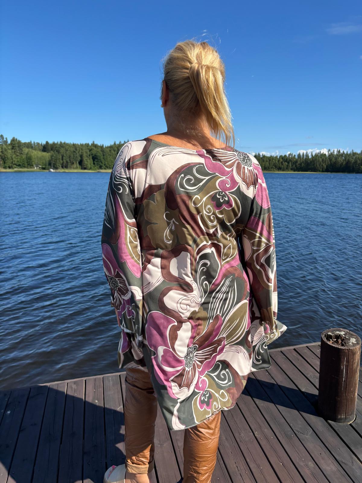 Kuviollinen tunika  (5 väriä) PLUSSIZE