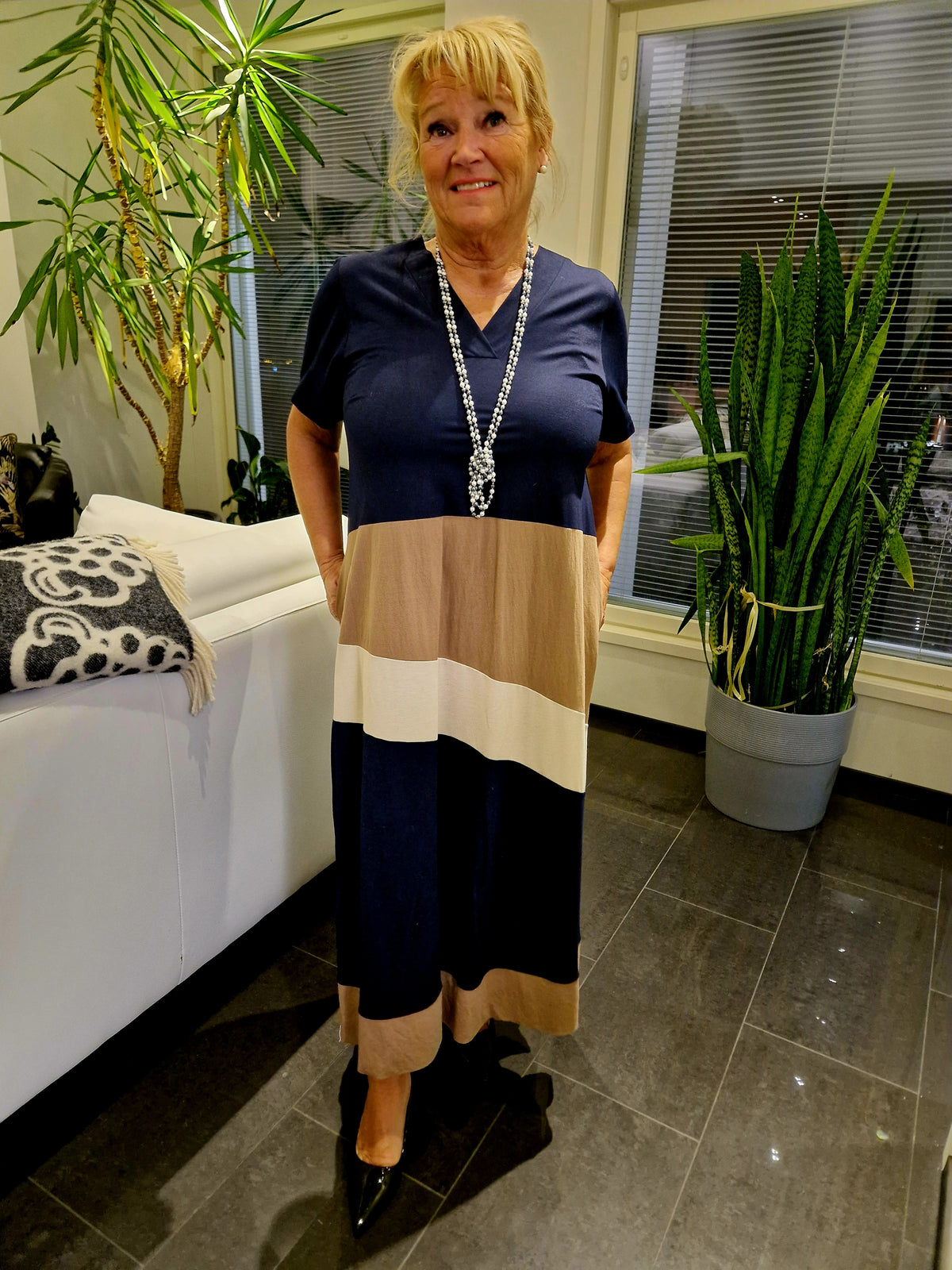 A-linjainen mekko  navy/beessi
