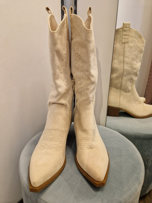 Cowboy bootsit  vaalea beessi